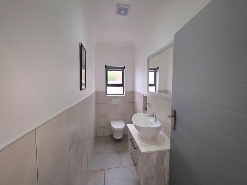5 Bedroom Property for Sale in Dwarskersbos Western Cape